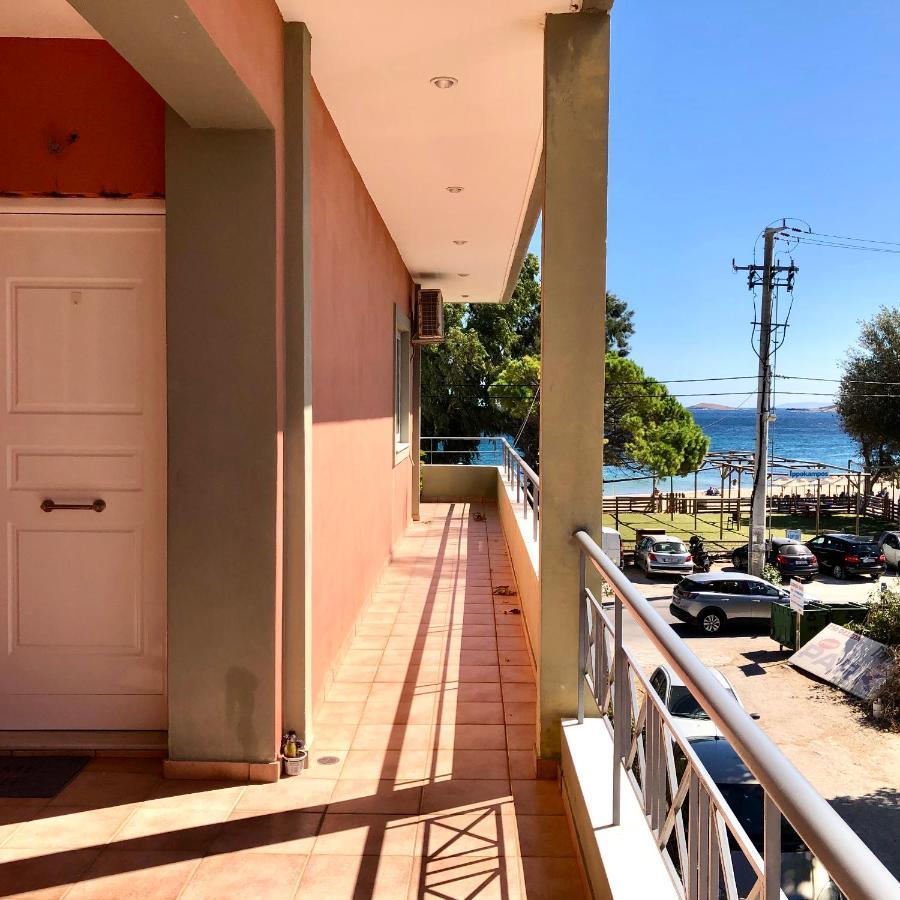 アテネ Chloe'S Sunrise Beach Houseヴィラ エクステリア 写真