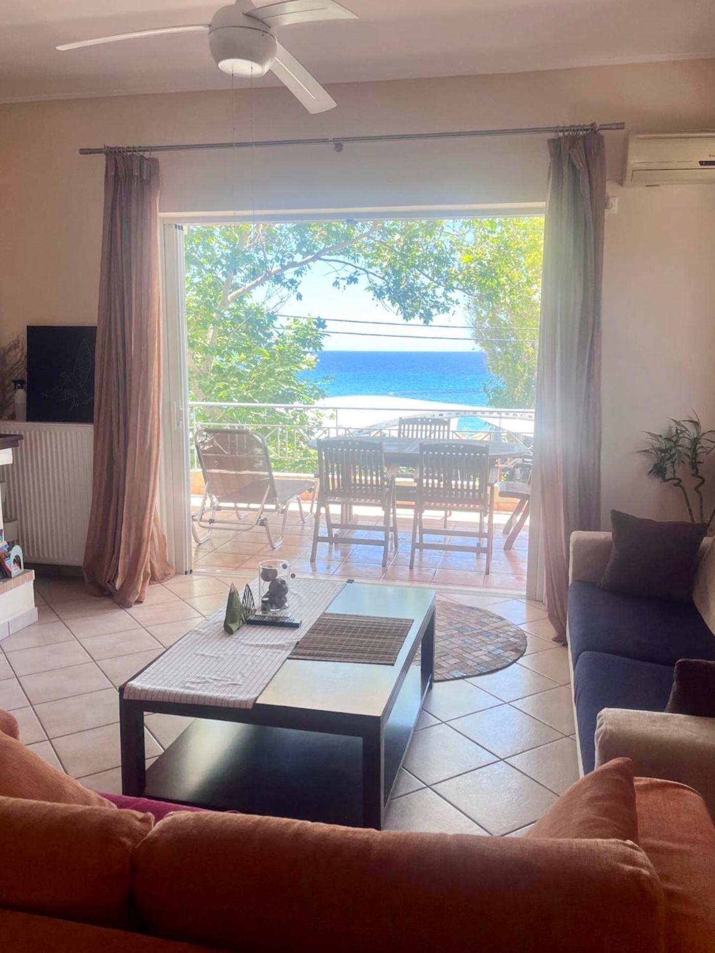 アテネ Chloe'S Sunrise Beach Houseヴィラ エクステリア 写真